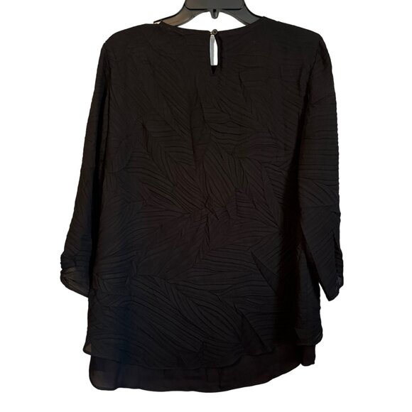 Chicos Black Textured 3/4 Sleeve Layered Blouse Size M Polyester Womens Top - Picture 11 of 12